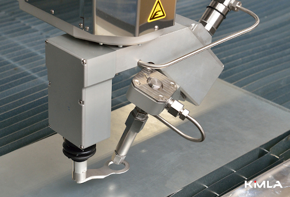Głowica waterjet 5D z czujnikiem wysokości
