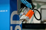 Cutting head on 5-axis machine